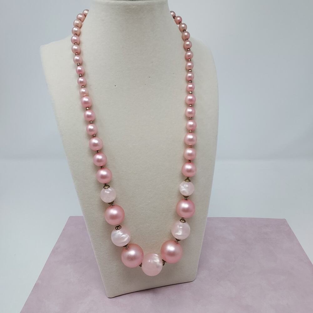 Vintage Pink Plastic Graduated Bubble Bead Necklace 23" Barrel Clasp